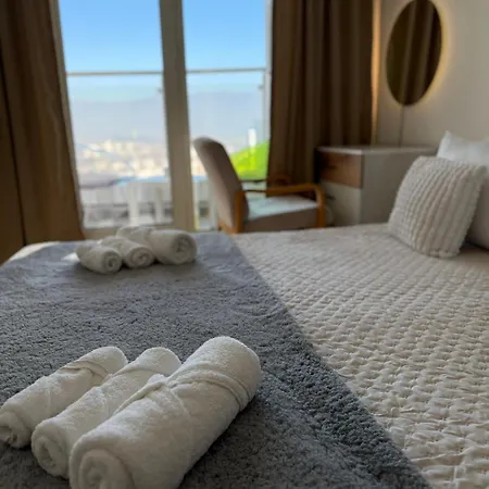 A2i - 33rd Floor Skycity With View Apartament *