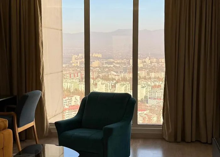 アパート A2i - 33rd Floor Skycity With View スコピエ